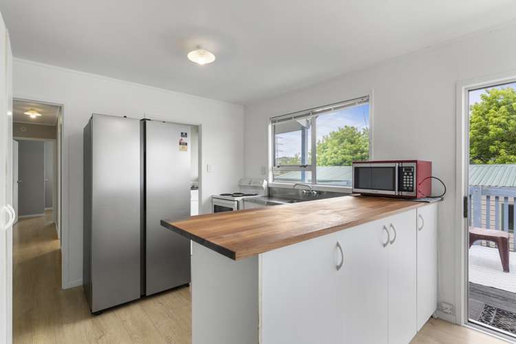 79 Flat Bush Road Clover Park_5