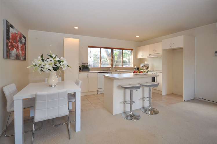 8 Albizia Avenue Henderson_3