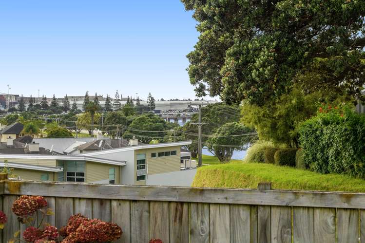 77 Maxwells Road Otumoetai_9