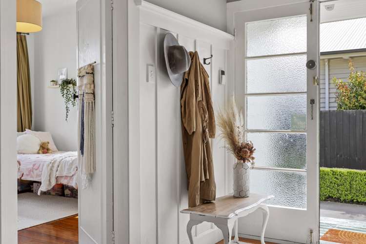 42 Barrington Street Somerfield_15