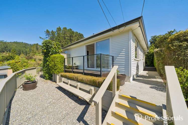 14 Wyndham Road Pinehaven_3