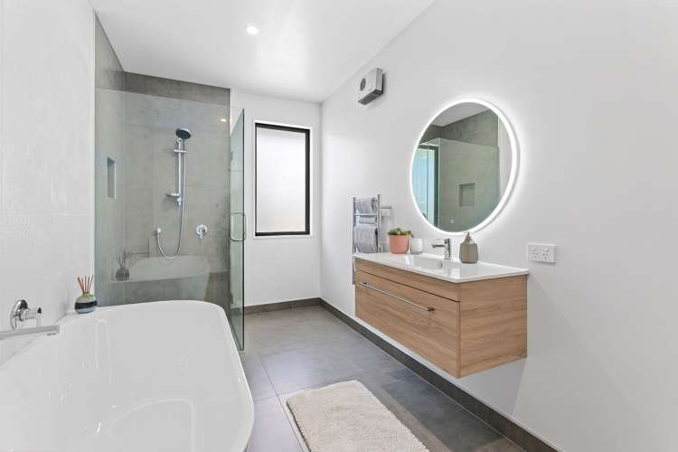 4 Rua Street Albert Town_14