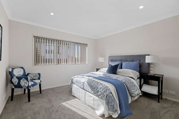 12 Bur Oak Terrace Schnapper Rock_15