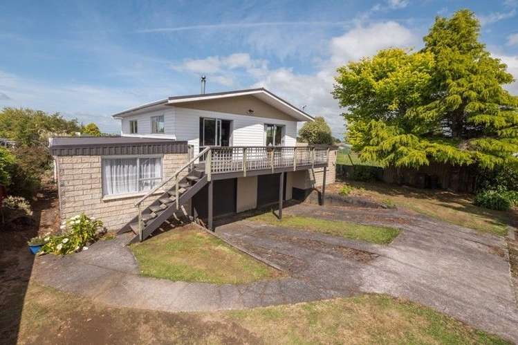 91 Hathaway Street Stratford_21