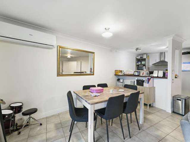 48 Earnslaw crescent Flat Bush_3
