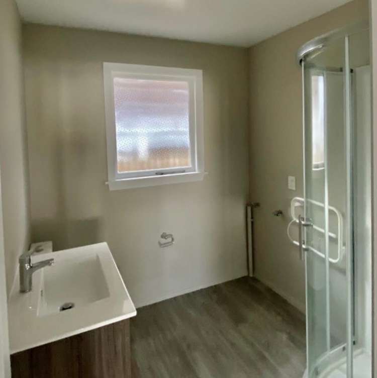  1/12 Abberley Crescent Edgeware_5