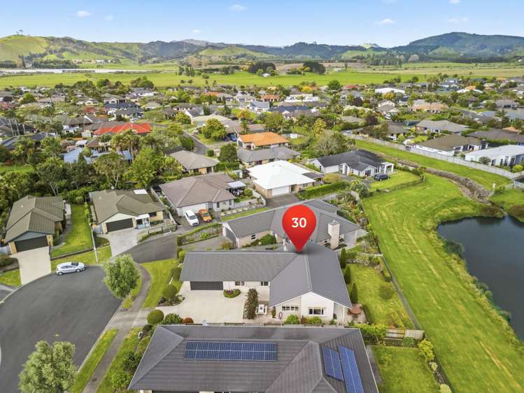 30 Tatahi Cove Papamoa_23