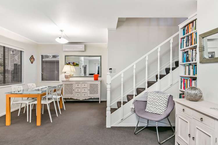 2/66 Alford Street Waterview_8