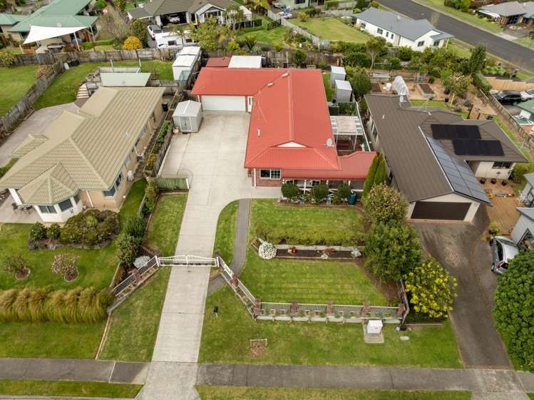 187 Sapphire Drive Hairini_32