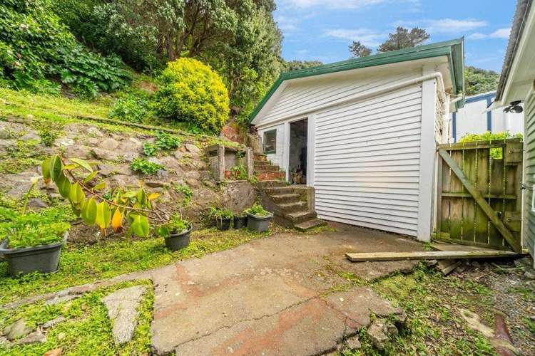  141 Breaker Bay Road Breaker Bay_1