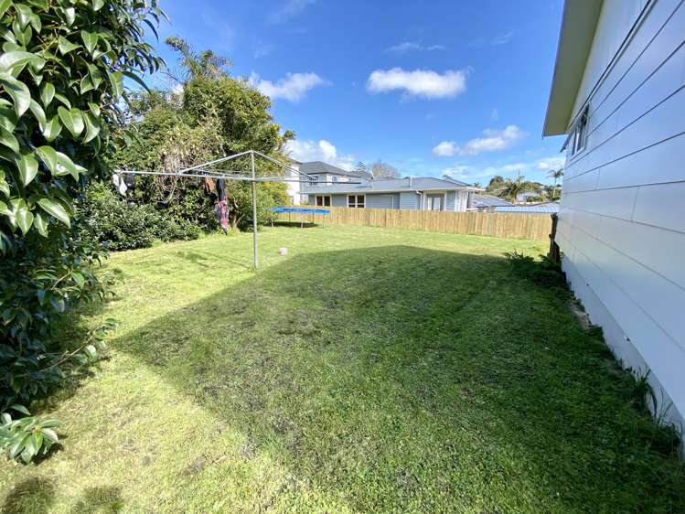 2/109 Wharf Road Te Atatu Peninsula_16