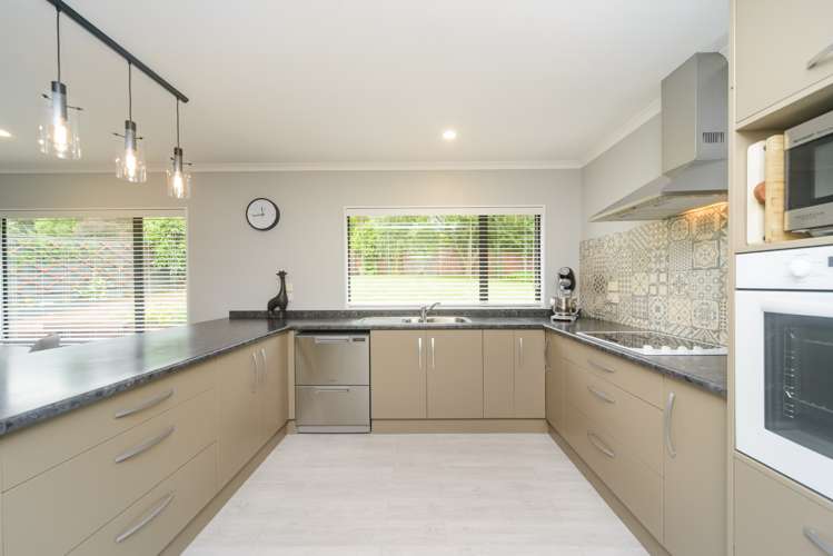 66 Fraser Drive Feilding_6