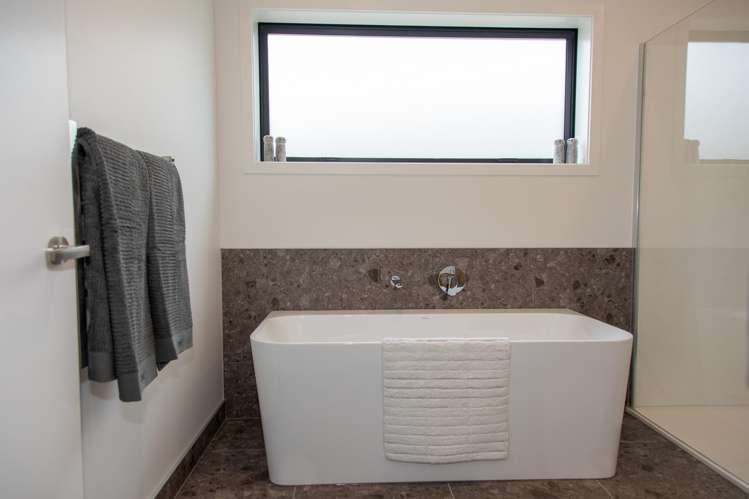 3 Pinn Street Lake Hawea_10
