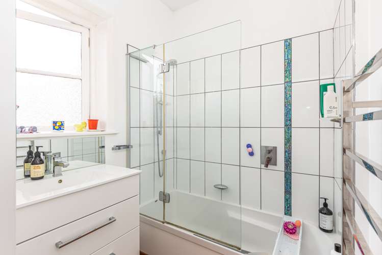 76 Conway Street Somerfield_15