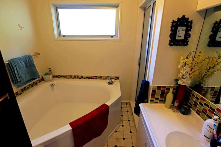 26a Churchill Avenue Richmond_16