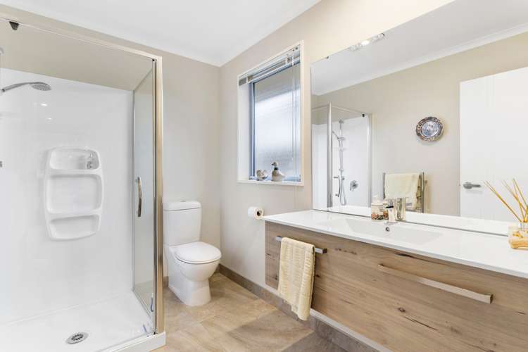 24 Atalanta Way Beachlands_10