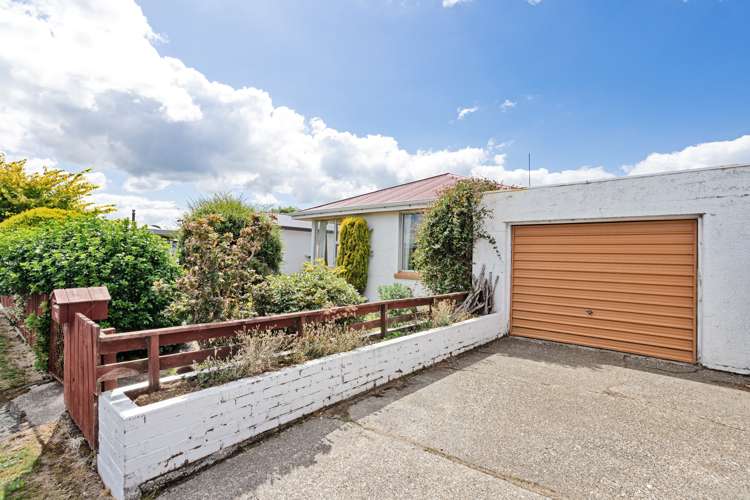 765 Queens Drive Waikiwi_13