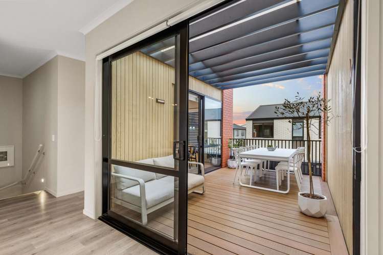 12 Kerewhenua Crescent Hobsonville_9