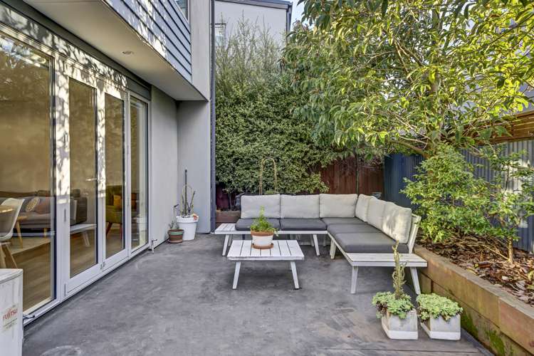 2/130 Southampton Street Sydenham_11