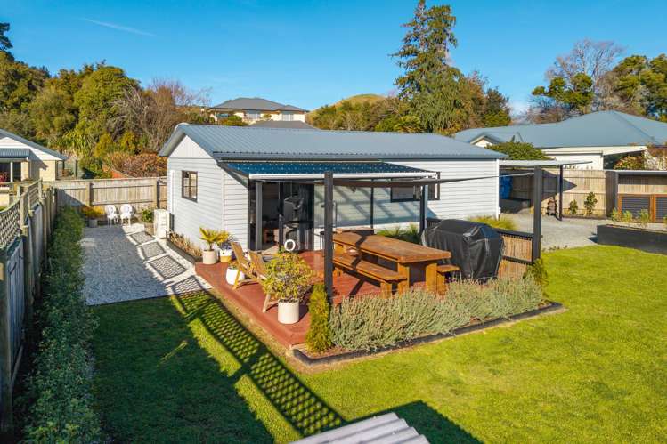 37A Eighty Eight Valley Road_1