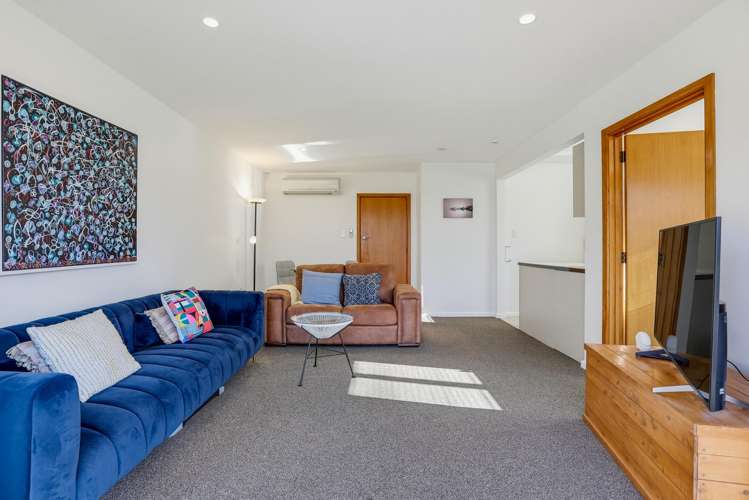 22 Gunns Crescent_2