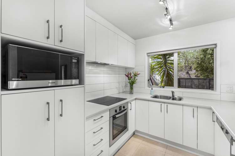 3/167 Portland Road Remuera_9