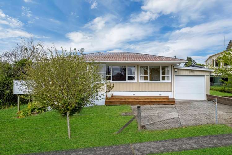 1/11 Brandon Road Glen Eden_16