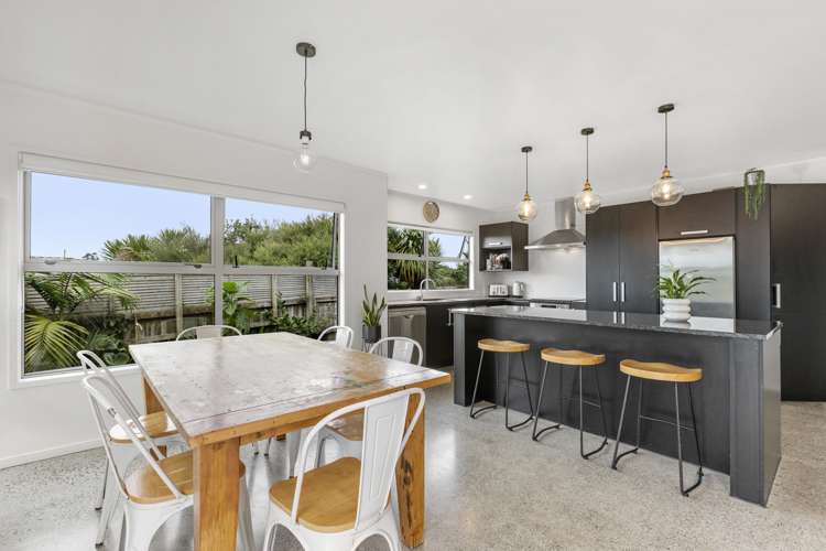 20D Manukau Road Raglan_19