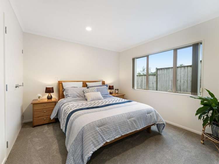 8 Tui Brae Beachlands_22