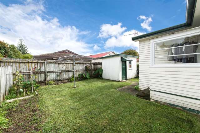 1/3 Seabrook Avenue New Lynn_1