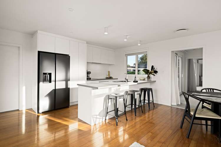 16a Anne Road Bellevue_4