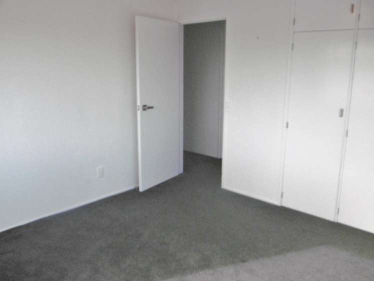 1/10 Dallinghoe Crescent Milford_11