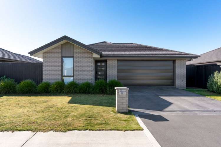 187 Faringdon Boulevard Rolleston_3