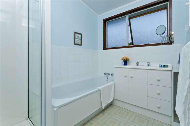 2/16 Napier Avenue Takapuna_12