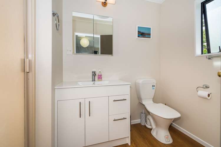 28b Saint Peters Street Northcote_17