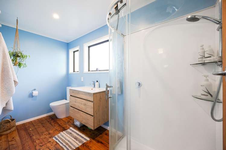 44 McIntyre Road Mangere Bridge_11