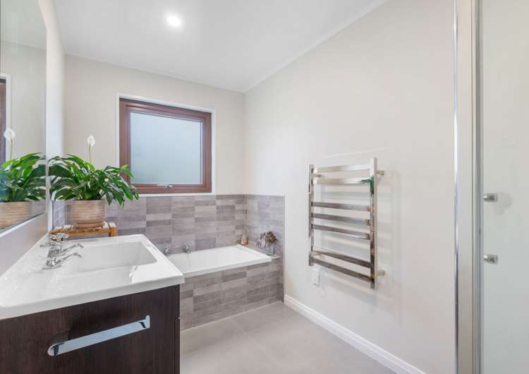 258 Chain Hills Road Chain Hills_19