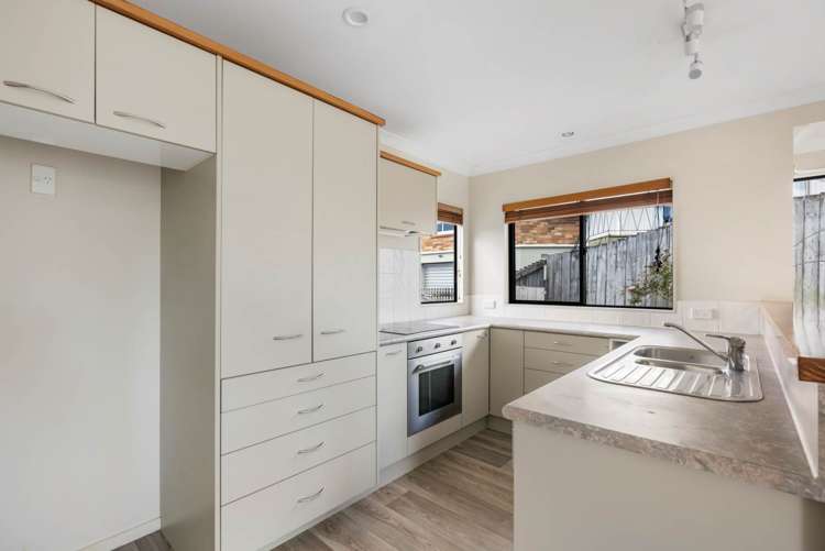 8a Stembridge Avenue Pukekohe_20