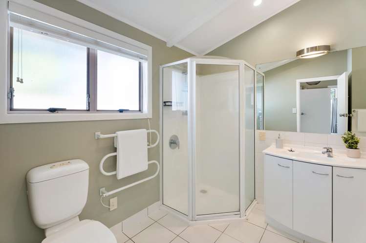 2/62 Rawhiti Road One Tree Hill_17