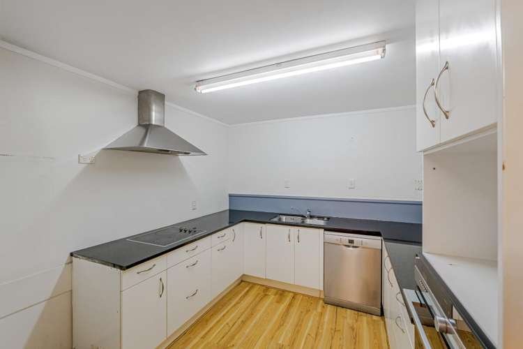 12 Waikaukau Road Glen Eden_13