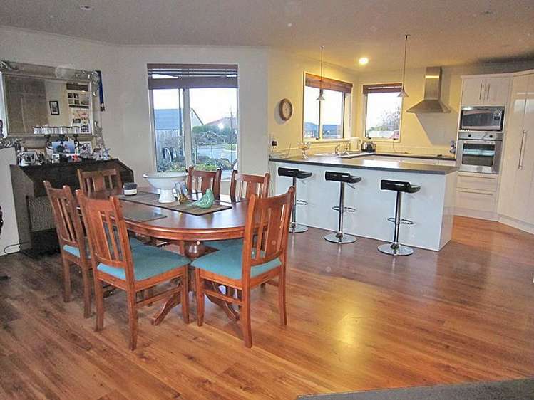 22 Alpine Close Marchwiel_12