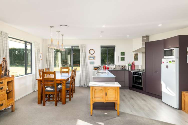 2233 South Eyre Road Eyrewell_9