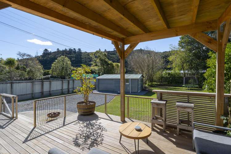 89 Hine Road Wainuiomata_15