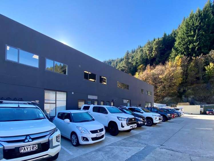 67 Gorge Road Queenstown_2