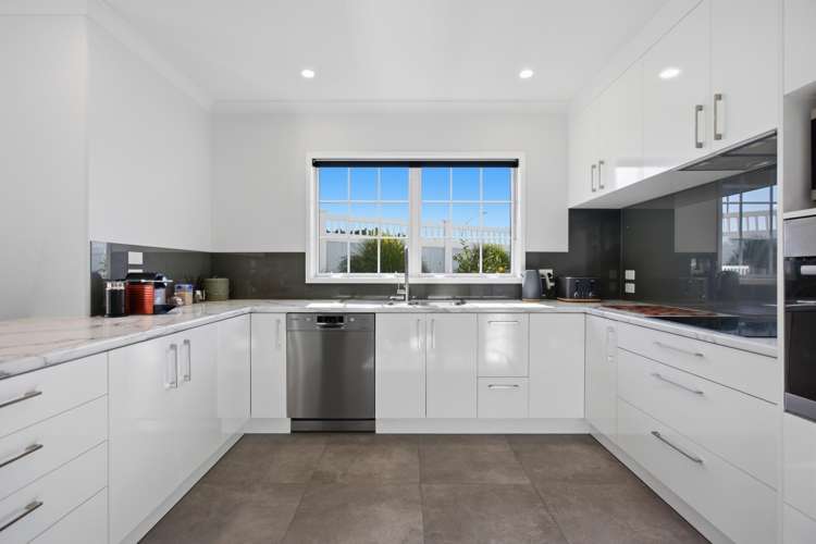 9 Parau Drive_5