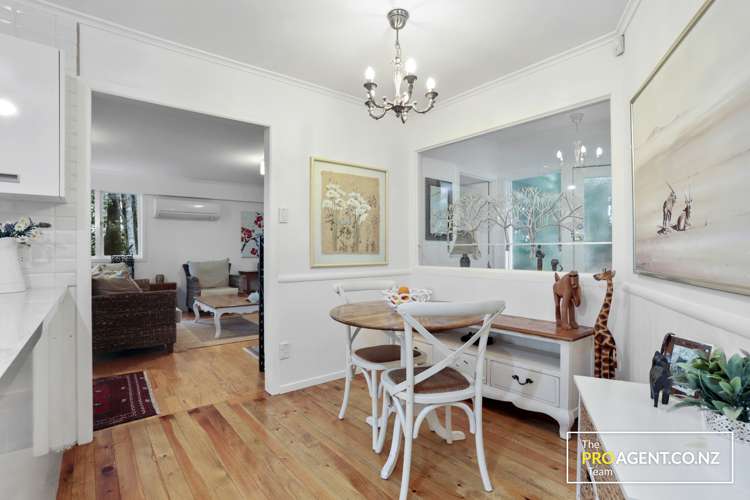 502 Huia Road Laingholm_16