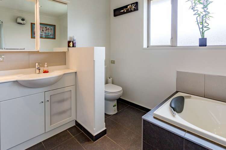 8 Micron Close Templeton_27