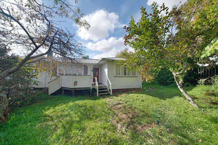 56 Clayburn Road Glen Eden_4
