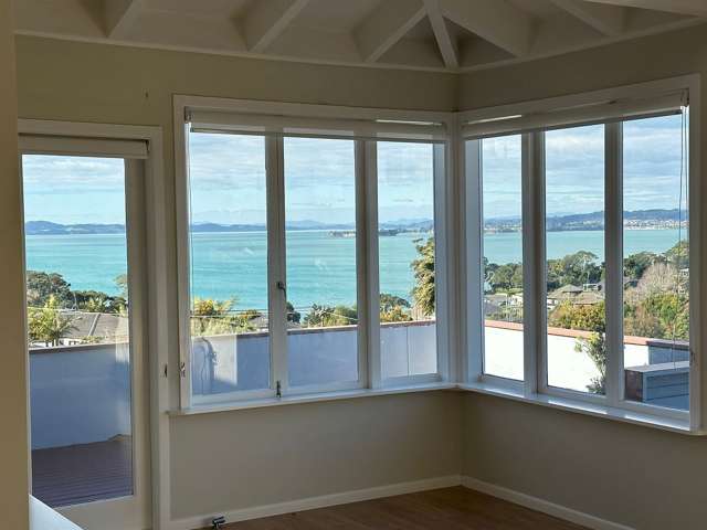 5 Colmar Road Mellons Bay_2
