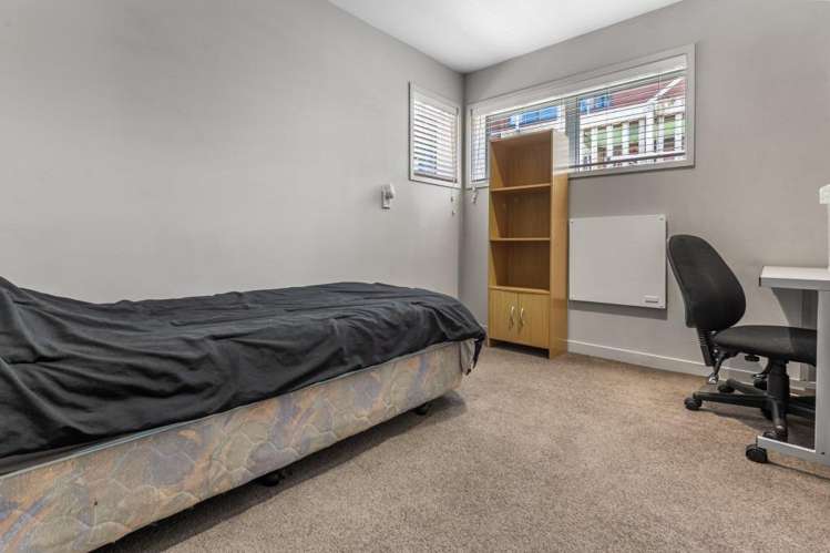 2/36 Penney Avenue 10044_15